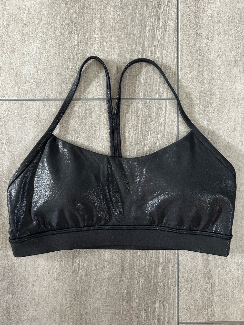 Lululemon Flow Y Nulu Bra Shine - Size 8